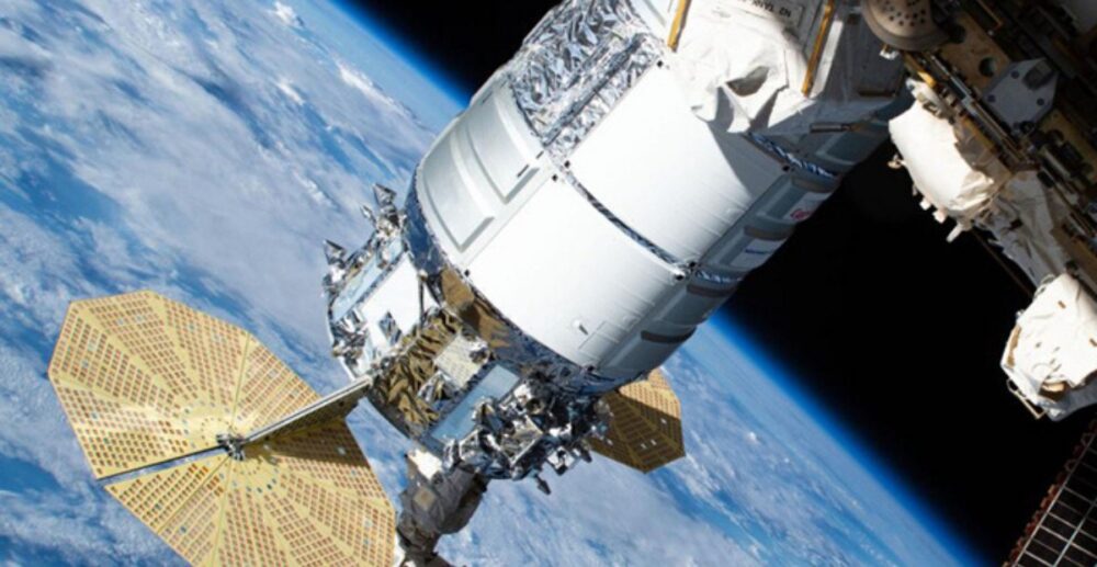 យានអវកាសអាមេរិកាំង1គ្រឿង ជិតធ្លាក់ឆេះក្នុងបរិយាកាសផែនដីហើយ