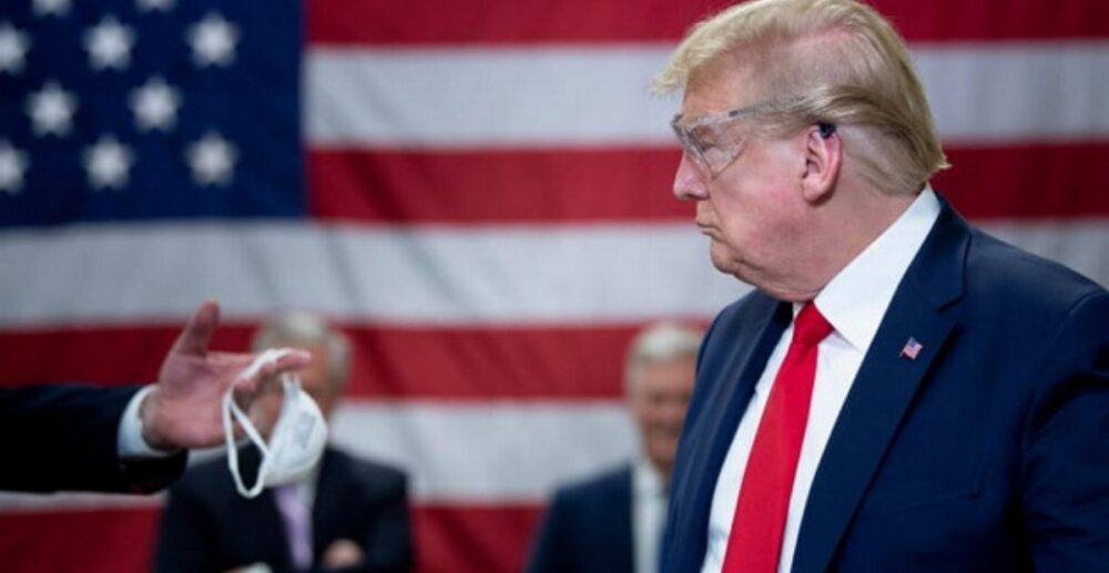 ចាំមើលមើល៍…តើលោកត្រាំ នឹងពាក់ម៉ាស់ការពារវីរុសឬអត់ ពេលទៅមើលរោងចក្រផលិតរថយន្ត Ford?