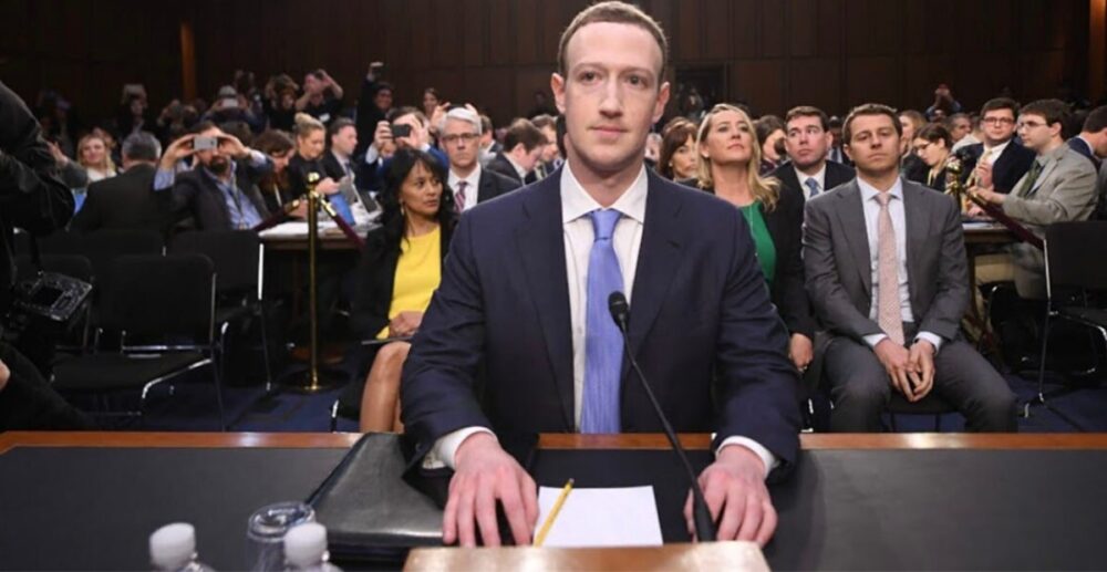 នោះ! វីវរហើយ!! បុគ្គលិកហ្វេសប៊ុក នាំគ្នា “ធ្វីត”តវ៉ា “ហ្សាក់ឃើប៊ើក” មិនព្រមសិនស៊ើរសំណេររបស់ “ត្រាំ”