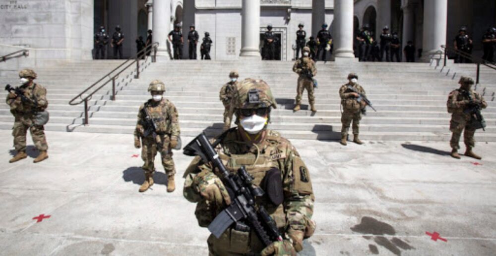 ឆ្មាំ​ការ​ពារ​ជាតិ​​របស់​រដ្ឋ​ចំនួន​5​ ធ្វើ​ដំណើរ​មក​កាន់​ Washington D.C​ ដើម្បីជួយ​ទប់​ទល់​នឹង​​បាតុករ​