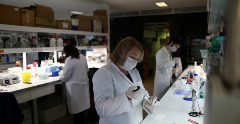 ដំណឹងល្អ!! WHO ជឿជាក់ថា នឹងមានវ៉ាក់សាំងព្យាបាលកូវីដ-19 ប្រមាណជា 200លានដូស នៅចុងឆ្នាំនេះ