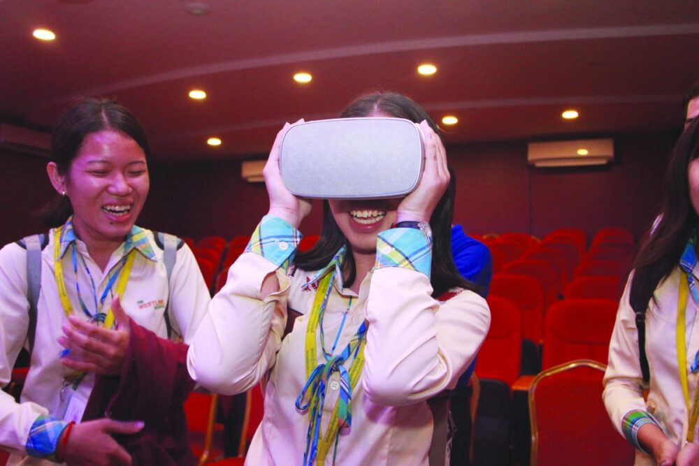 សាលារៀនវ៉េស្ទឡាញន៍ សាខាខេត្តបាត់ដំបង ចាប់ផ្តើមដំណើរការដោយអនុវត្តរបៀបជាសាលារៀនឆ្លាតវៃ