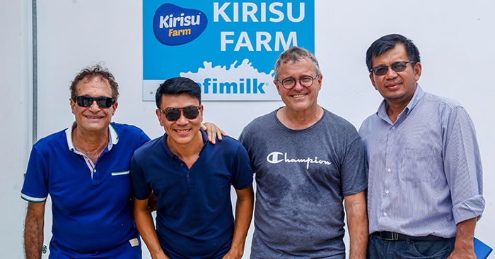 កសិដ្ឋានចិញ្ចឹមគោយកទឹកដោះទំនើបបំផុតនៅកម្ពុជា ចាប់ផ្ដើមផលិតកម្មរបស់ខ្លួន ទោះបីជាប្រឈមបញ្ហា កូវីដ-១៩ ក៏ដោយ