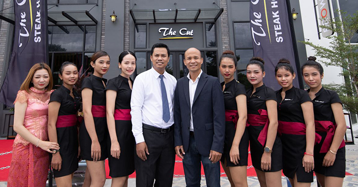 ភោជនីយដ្ឋានលំដាប់ថ្នាក់អន្តរជាតិ The Cut Steak House បើកលក់ជាផ្លូវការហើយ!
