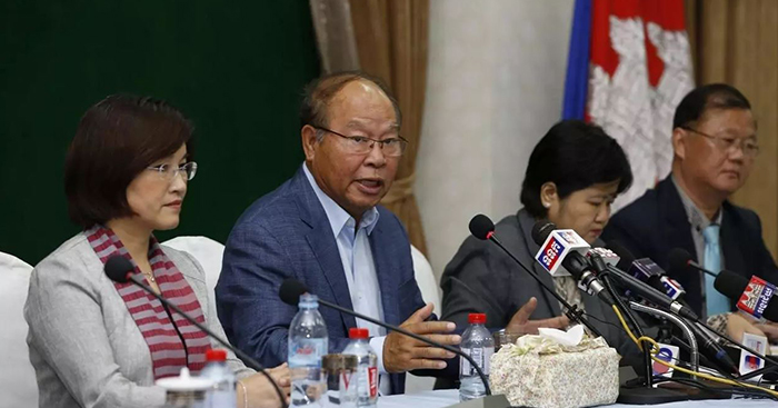 រដ្ឋមន្ត្រីឱ្យមន្ទីរសុខាភិបាលយកចិត្តទុកដាក់បន្ថែមក្នុងការព្យាបាលជំងឺ Covid-19 និងគ្រោះថ្នាក់ចរាចរណ៍ ក្នុងថ្ងៃឈប់សម្រាក