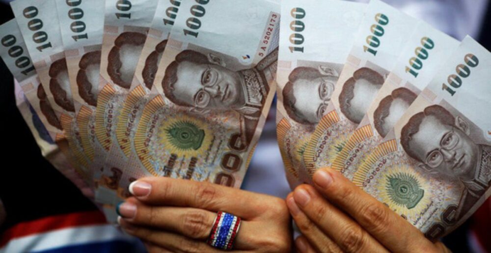 ប្រទេសថៃ ចែកប្រាក់ជិត1.5ពាន់លានដុល្លារជូនពលរដ្ឋដែលរងផលប៉ះពាល់ពីCOVID-19