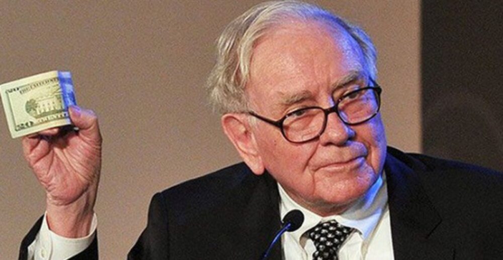 Warrent Buffett ជាមួយនឹងខ្ទង់ចំណាយ 300,000 USD ដើម្បីកាត់សក់! គំនិតដែលគួរយកជាគំរូ