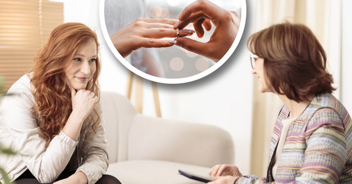 ក្រមុំៗត្រៀមផ្អៀងត្រចៀកចាំស្ដាប់ណា៎ ៈ «ចំណុចល្អ 5 យ៉ាងរបស់ការរៀបការ»