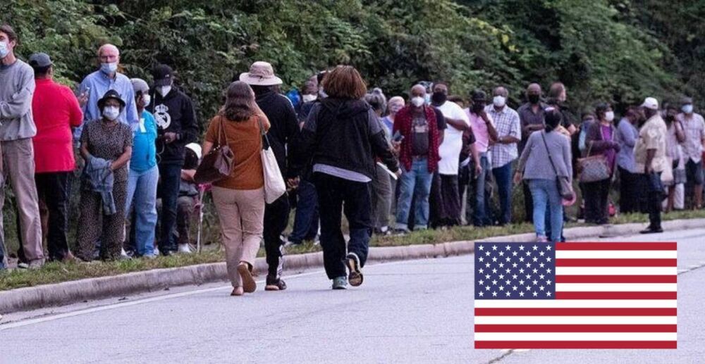 ពលរដ្ឋអាមេរិកាំងឈរតម្រង់ជួររយៈពេល8ម៉ោងដើម្បីបោះឆ្នោតជ្រើសរើសប្រធានាធិបតី