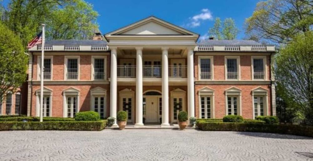 ទិដ្ឋ​ភាព​​ភូមិ​គ្រឹះ​តម្លៃ​4.7​លាន​ដុល្លារ​របស់​លោក​ Joe ​Biden