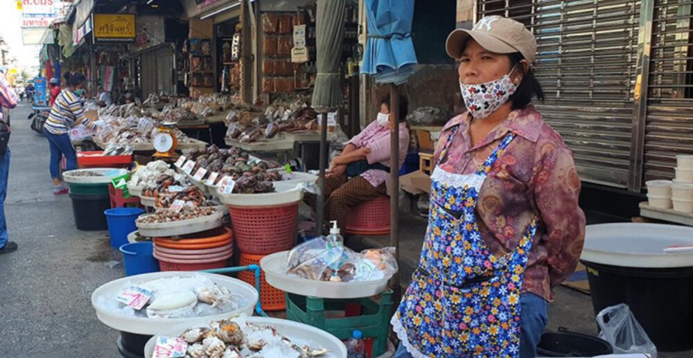 ឡាវ​ហាម​នាំចូល​គ្រឿង​សមុទ្រ​ពី​ថៃ ព្រោះ​ខ្លាច Covid-19