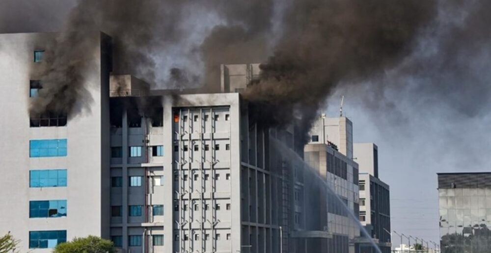 ឆេះ​រោងចក្រ​ផលិត​វ៉ាក់សាំង​ធំជាងគេ​ក្នុង​ពិភពលោក! មនុស្ស 5នាក់​បាត់​បង់ជីវិត