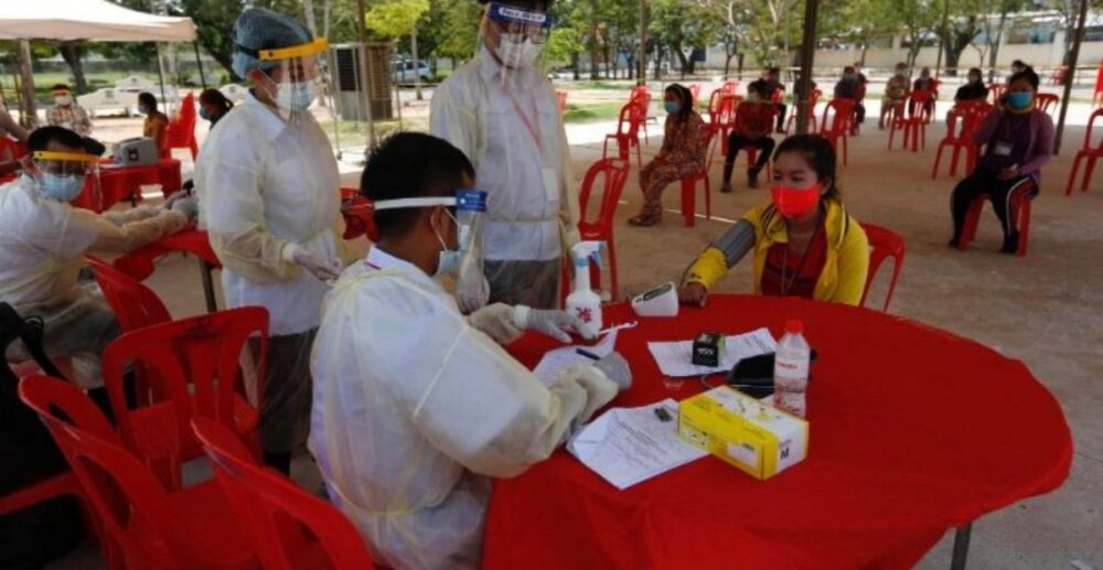 កម្ពុជា​រកឃើញ​ករណី​វិជ្ជមាន​នឹង Covid-19 ថ្មី 2នាក់​ទៀត ខណៈ​ពិភពលោក​រកឃើញ​សរុប​ជាង 95,989,000នាក់