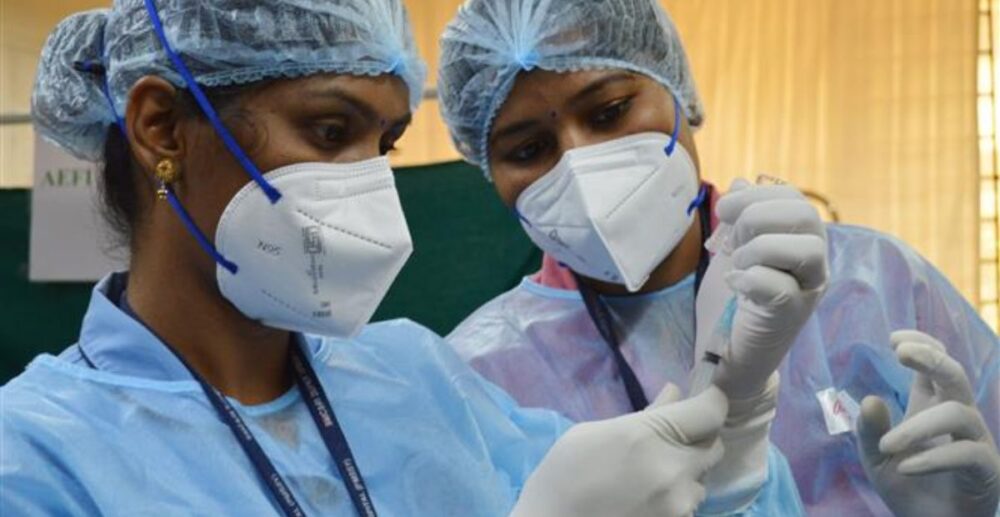 កម្ពុជា​រកឃើញ​អ្នក​វិជ្ជមាន​នឹង Covid-19 ថ្មី 2នាក់ ខណៈ​អ្នក​ឆ្លង​សរុប​ទូទាំង​ពិភពលោក​កើន​លើស 100លាន​នាក់