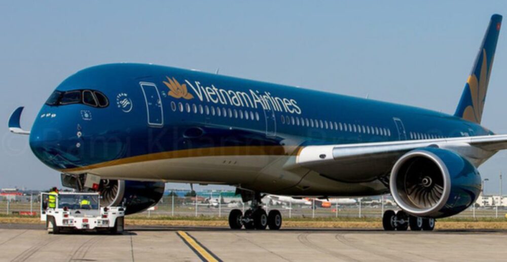 ក្រុមហ៊ុន​អាកាសចរណ៍ ត្រូវ​ដោះ​កៅអី​ទាំងអស់​ក្នុង​យន្តហោះ​​មួយ​គ្រឿង​ ព្រោះតែ​ចិញ្ចៀនពេជ្រ​របស់​អ្នកដំណើរ