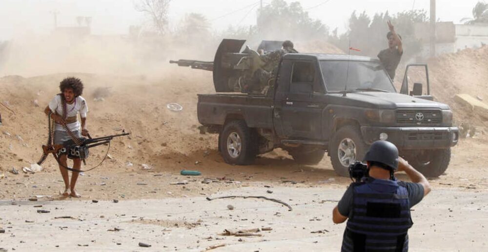 រដ្ឋមន្ត្រី​មហាផ្ទៃ​លី​ប៊ី ត្រូវ​រថពាសដែក​បាញ់រះ នៅក្បែរ​រដ្ឋធានី Tripoli