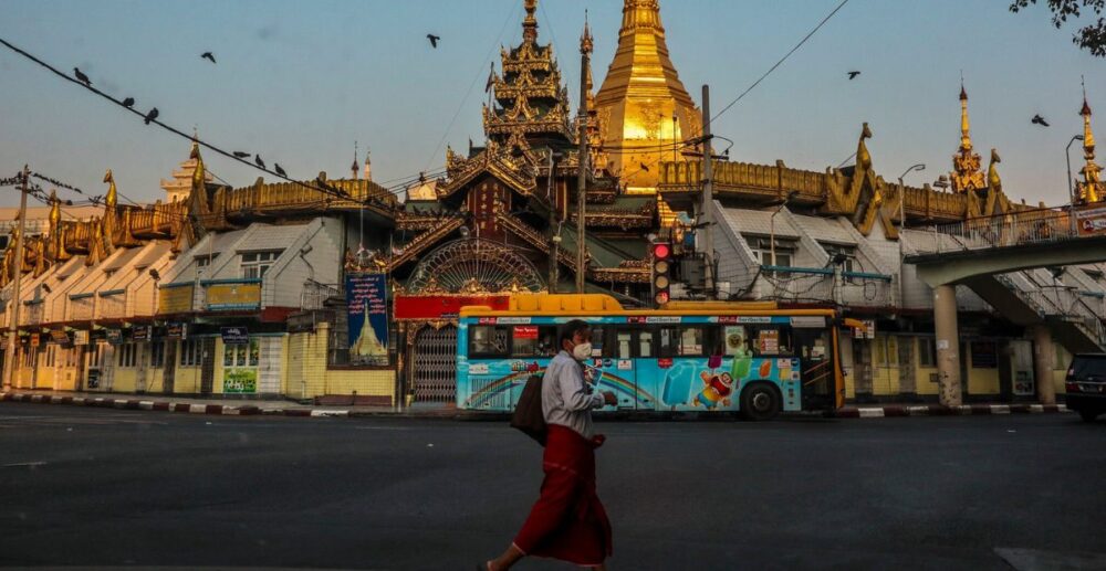 ទិដ្ឋភាពខ្លះៗនៅ​ទីក្រុងធំៗរបស់​មី​យ៉ាន​ម៉ា ក្នុង​គ្រា​រដ្ឋប្រហារ​កើតឡើង