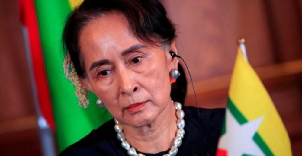 ទីប្រឹក្សា​ជាតិ​មី​យ៉ាន​ម៉ា Aung San Suu Kyi ត្រូវបាន​កងទ័ព​ចាប់ខ្លួន