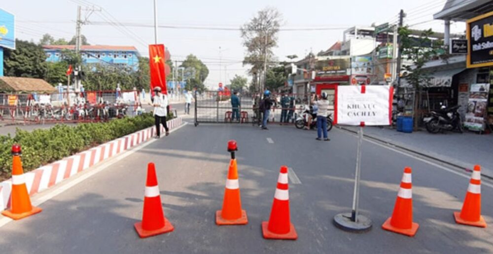 Covid-19! វៀតណាម​ដាក់ឱ្យ​ធ្វើ​ច​ត្តា​ឡី​ស័ក​ចំពោះ​គ្រូពេទ្យ​និង​អ្នកជំងឺ​ជាង 200នាក់ នៅ​មន្ទីរពេទ្យ​មួយ​ក្នុង​ខេត្ត​ជាប់​ក្រុង​ហូជីមិញ