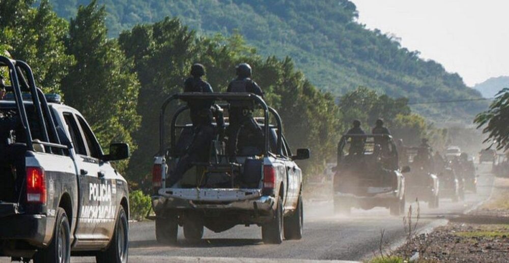 ​ក្បួន​រថយន្ត​របស់​ប៉ូលិស​ម៉ិ​ក​ស៊ិ​ក ត្រូវបាន​ក្រុម​ឧក្រិដ្ឋ​ជន​​វាយឆ្មក់ បណ្ដាលឱ្យ​មនុស្ស 13នាក់​បាត់​បង់ជីវិត