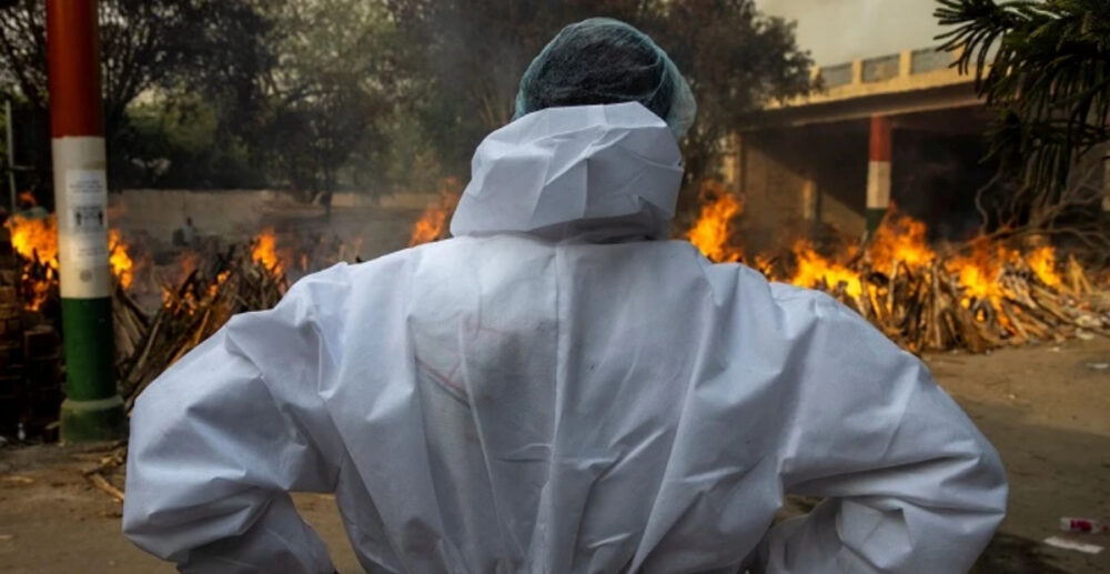 លែងនៅហើយ!! ស.រ.អា ជូនដំណឹងបន្ទាន់ ឱ្យពលរដ្ឋរបស់ខ្លួន ចេញពីឥណ្ឌាភ្លាមៗ ខណៈវិបត្តិជំងឺឆ្លងនេះ កាន់តែធ្ងន់ធ្ងរឡើងៗ