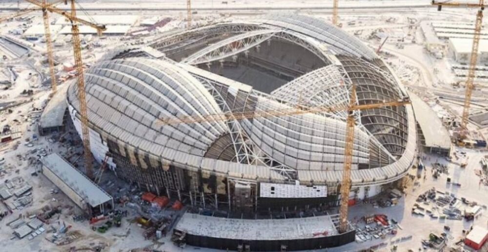 បើក​អាថ៌កំបាំង បាល់ទាត់​ពិភពលោក​កាតា​រ៍ សម្លាប់​ជីវិត “ពលករ” អស់ 6,500នាក់​ហើយ