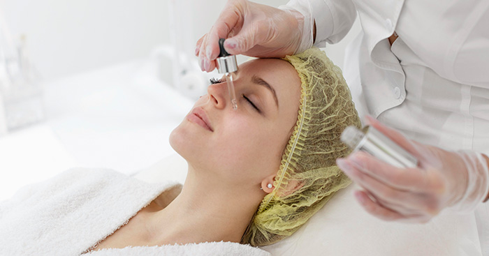 សេរ៉ូម (Serum) សំខាន់​សម្រាប់​ស្បែក​មែនឬ?