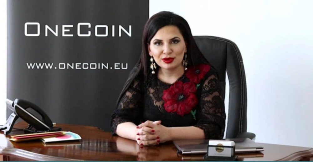 កំពូល​អ្នកបោក​ប្រាស់​ក្នុង​វិស័យ​ប្រាក់​អេឡិចត្រូនិក៖ កាន់កាប់ Bitcoin តម្លៃ 1ម៉ឺន​លាន​ដុល្លារ ដោយសារ​បោក​អ្នកវិនិយោគ​នៅ OneCoin រួច​គេចខ្លួន​បាត់ស្រមោល ជាមួយនឹង​ខ្ទង់​ប្រាក់​ដ៏​ធំ​សម្បើម!