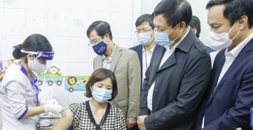 វ៉ាក់សាំង Covid-19! វៀតណាម៖ បុគ្គលិក​សុខាភិបាល​ម្នាក់ បាន​ស្លាប់ ក្រោយ​ការចាក់​វ៉ាក់សាំង Covid-19