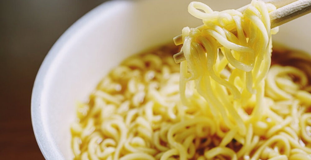 ហេតុអ្វី​បាន​អ្នក​កំពុង​សម្រក​ទម្ងន់ មិនគួរ​ទទួលទាន “មី​កញ្ចប់”?