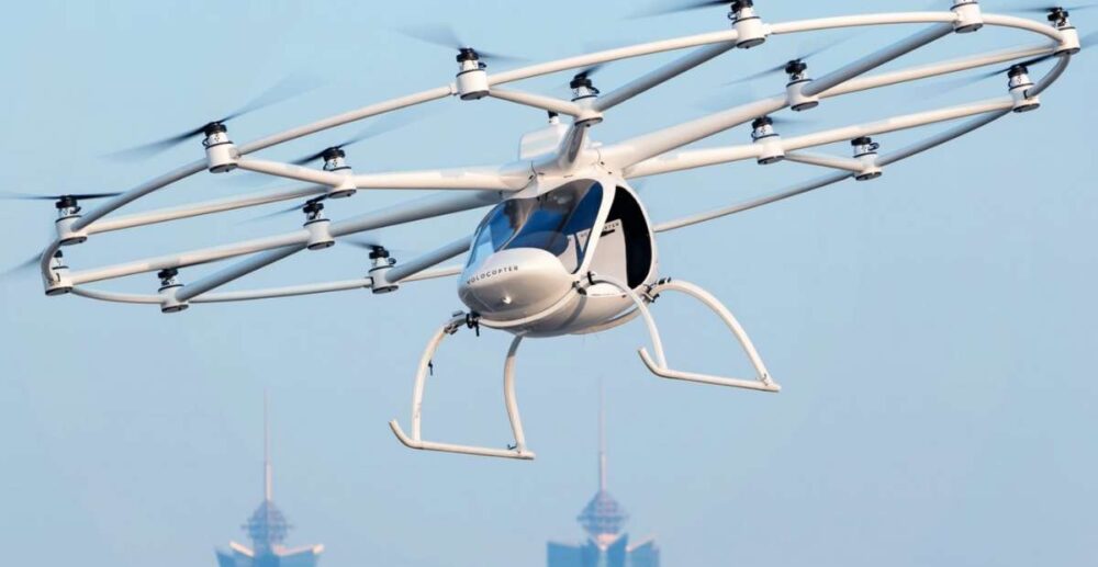 (វីដេអូ)-តាក់ស៊ី​ហោះ ប្រើ​ស្លាប​កង្ហារ​ចំនួន 18 ហោះ​ហើរ​​ដឹក​មនុស្ស​ដោយ​ជោគជ័យ នៅ អាមេរិក