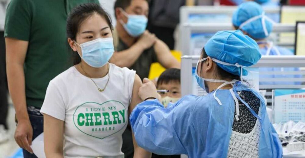 អ្នក​បាន​ចាក់​វ៉ាក់សាំង COVID-19 រួចរាល់ មិនចាំបាច់​ចាក់​ដូ​ស​បន្ថែម​ក្នុងអំឡុង​មួយឆ្នាំ