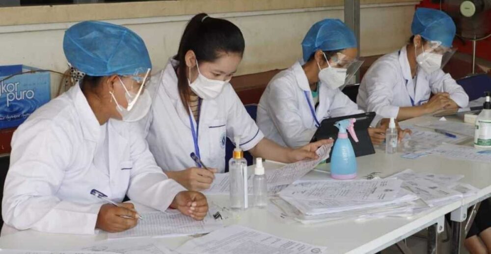 COVID-19 នៅ​កម្ពុជា និង​នៅ​ទូទាំង​ពិភពលោក គិត​ត្រឹម​ព្រឹក​ថ្ងៃទី 28 ខែ​កញ្ញា ឆ្នាំ 2021