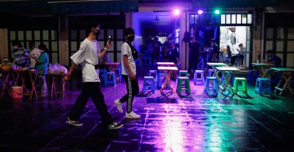 ទិដ្ឋភាព​ក្រុង​ខាងលិច​នៃ រាជធានី​បាងកក ក្រោយ​ការបើកទ្វារ​ទទួល​ទេសចរ