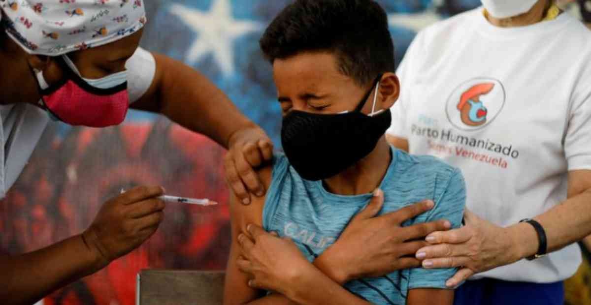 សហគមន៍​អ្នកវិទ្យាសាស្ត្រ​ព្យាករ​ថា ឆ្នាំ 2022 អាច​គ្រប់គ្រង​បាន​ជំងឺ​រាតត្បាត​សកល​ ខណៈ COVID-19 ក្លាយជា​រោគ​ឆ្លង​ដោយ​តំបន់