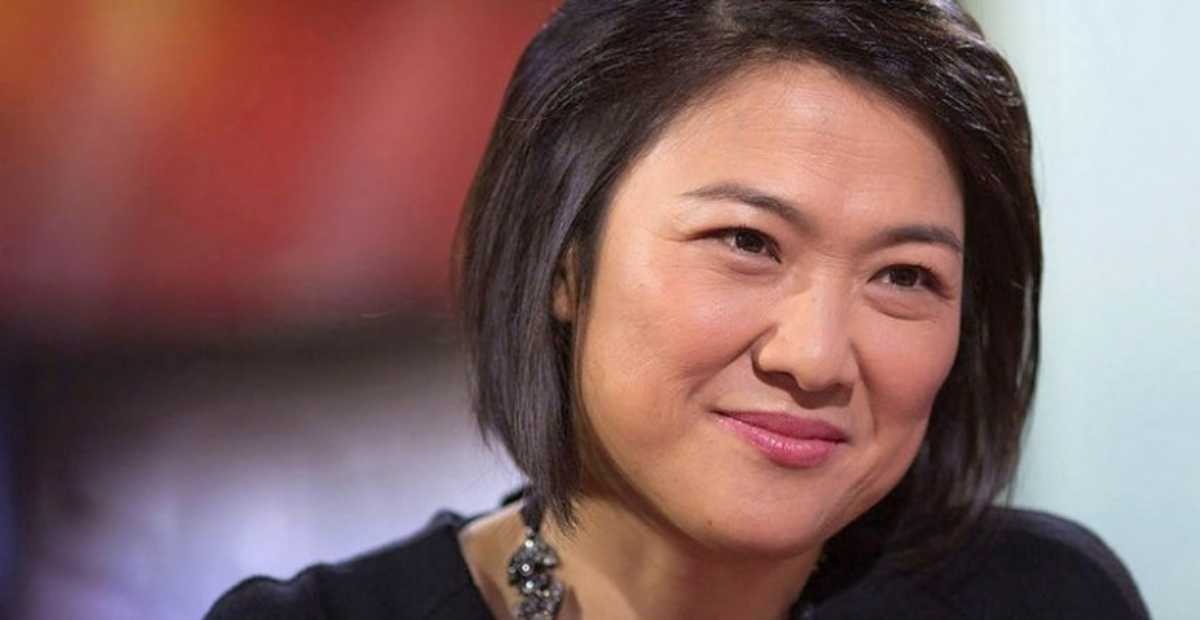 ស្ត្រី​មានទ្រព្យ​ច្រើនជាងគេ​លំដាប់​ទីមួយ​ប្រចាំ ប្រទេស​ចិន សម្រាប់​ឆ្នាំ 2021 រកស៊ី​ក្នុង​វិស័យ​អចលនទ្រព្យ