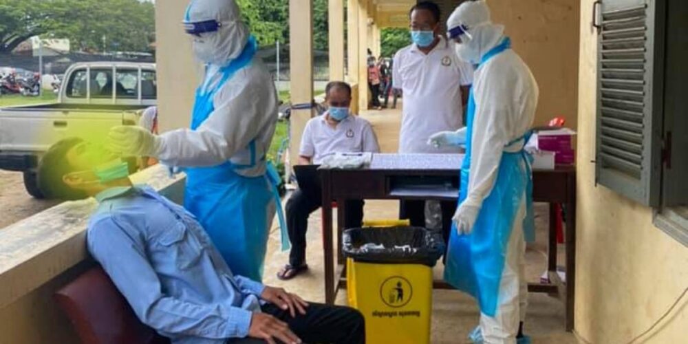 ស្ថិតិ​ស្ដីពី COVID-19 នៅ​ កម្ពុជា​ និង​ទូទាំង​ពិភពលោក​ គិតមក​ដល់ព្រឹក​ថ្ងៃទី 13 ខែ​​វិច្ឆិកា​ ឆ្នាំ​ 2021