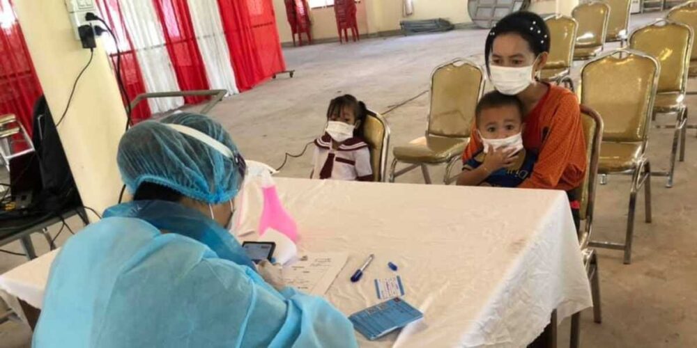 កម្ពុជា​ រកឃើញអ្នកឆ្លងថ្មី COVID-19 ចំនួន 51 នាក់ទៀត ខណៈ​ពិភព​លោក​រក​ឃើញ​ជិត​ 30,000​ នាក់​