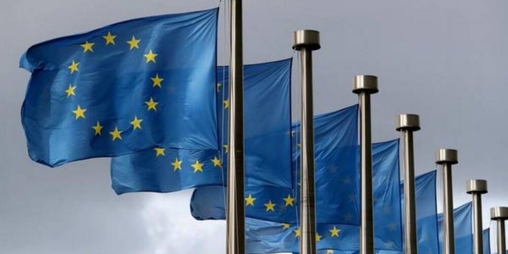 គម្រោង «ច្រកទ្វារ​សកល» តម្លៃ ៣៤០ ពាន់​លាន​ដុល្លារ របស់ EU ដែល​ប្រជែង​នឹង​គម្រោង «ខ្សែក្រវាត់​និង​ផ្លូវ» របស់ ចិន នឹង​ផ្ដោតទៅលើ​វិស័យ​ណាខ្លះ?