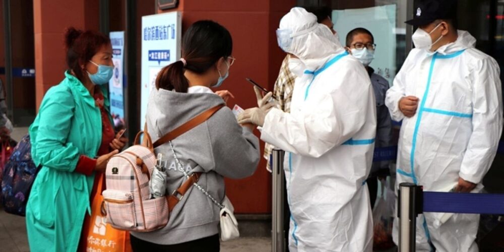 ទីក្រុង​របស់ ចិន ផ្ដល់ប្រាក់​លើកទឹកចិត្ត ១,៥០០ ដុល្លារ ដល់​អ្នក​ឆ្លង​កូ​វីដ-១៩ ដែល​បាន​រាយការណ៍​ដោយ​ខ្លួនឯង