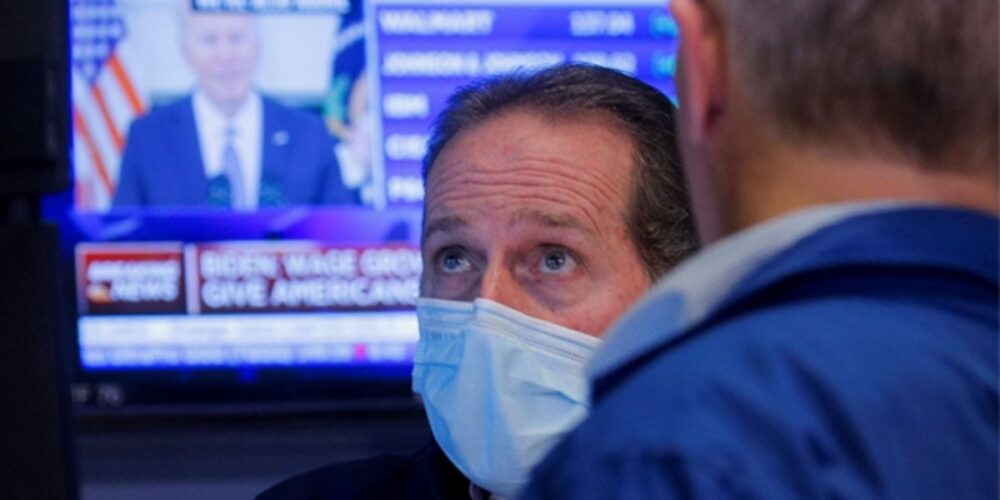 ក្រុមមន្ត្រី​អាម៉េរិក ថា មាន​សញ្ញា «លើកទឹកចិត្ត» ទាក់ទង​នឹង អូ​មី​ក្រុង ខណៈ​ភាគហ៊ុន​នៅ​អាស៊ី ភាគច្រើន​កើនឡើង