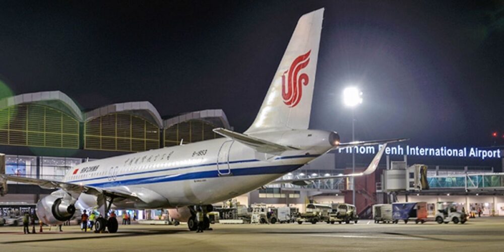 ជើងហោះហើរ​រវាង ចិន-កម្ពុជា នឹង​អាច​បើក​ដំណើរការ​ជាធម្មតា​ឡើងវិញ នៅ​ដើមឆ្នាំ ២០២២