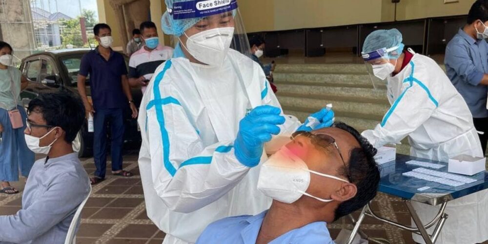 កម្ពុជា រកឃើញករណីឆ្លងថ្មី ១៥ នាក់ និងស្លាប់ ៤ នាក់ ក្នុងអំឡុង ២៤ ម៉ោងនៃថ្ងៃទី១២ ខែ​ធ្នូ ឆ្នាំ ២០២១