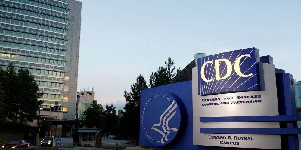 អាម៉េរិក ណែនាំ​ឱ្យ​ចាក់​វ៉ាក់សាំង Pfizer និង Moderna ជំនួស Johnson & Johnson