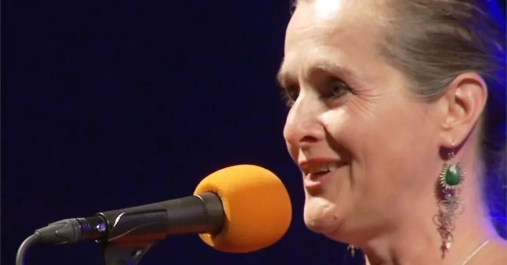 មាន​ចេតនា​​​​ឆ្លង​​កូ​វីដ-១៩​ អ្នក​ចម្រៀង​​ម្នាក់​​បាន​​​បាត់​បង់​​ជីវិត ក្រោយ​​​វិជ្ជមាន​​បាន​សម្រេច