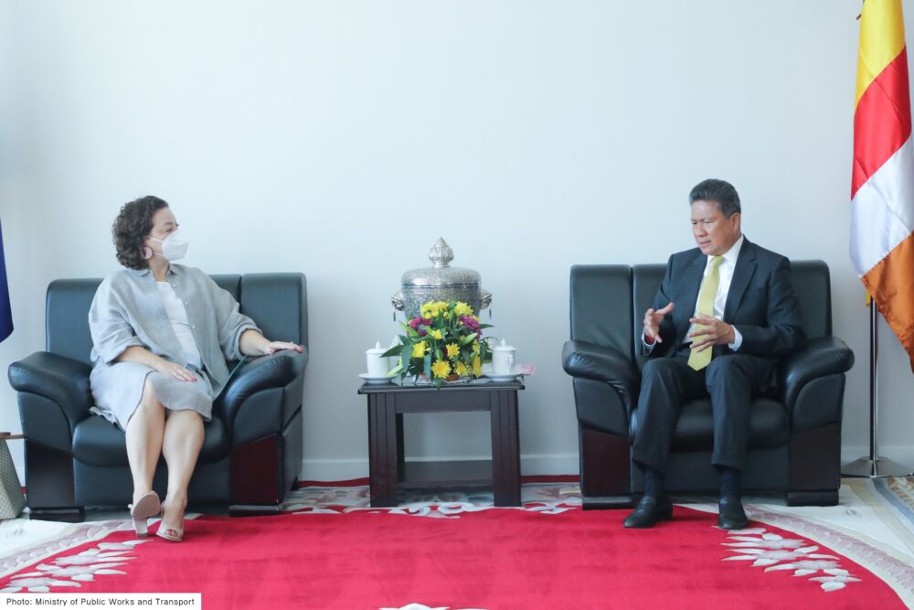 គម្រោង​អភិវឌ្ឍន៍​ហេដ្ឋារចនាសម្ព័ន្ធ​សម្រាប់​យានយន្ត​ដើរ​ដោយ​ថាមពល​អគ្គិសនី​នៅ​កម្ពុជា ត្រូវបាន​បញ្ជាក់​កាន់តែច្បាស់ ក្នុង​ជំនួប​ជាមួយ​គណៈ​ប្រតិភូ​ UNDP