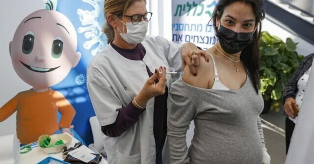 អ៊ីស្រាអែល ថា វ៉ាក់សាំង​កូ​វីដ-១៩ របស់ Pfizer-BioNTech មិន​ប៉ះពាល់​ដល់​ស្ត្រី​ពពោះ