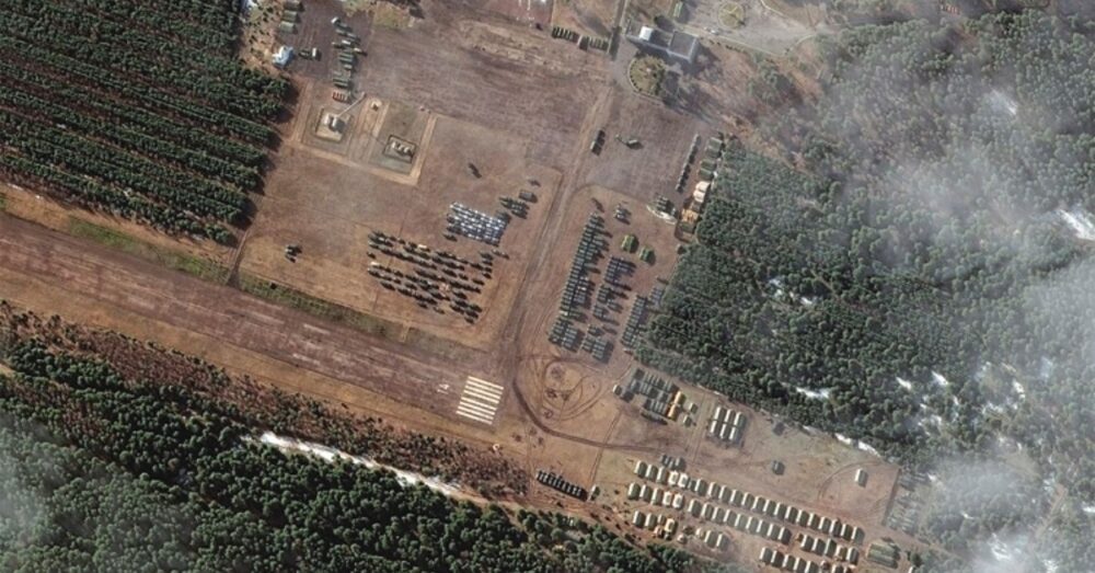 រុស្ស៊ី ផ្គុំកម្លាំង-អាវុធ ក្បែរព្រំដែនរបស់ បេឡារុស-អ៊ុយក្រែន ចម្ងាយ ៤០ គូឡូម៉ែត្រ