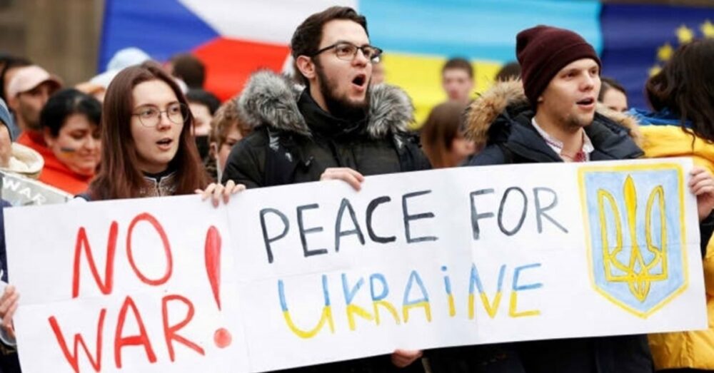 ប្រជាជន​នៅ បស្ចិម​លោក ចេញ​ធ្វើបាតុកម្ម​ប្រឆាំង​ការឈ្លានពាន​របស់ រុស្ស៊ី មកលើ អ៊ុយ​ក្រែ​ន