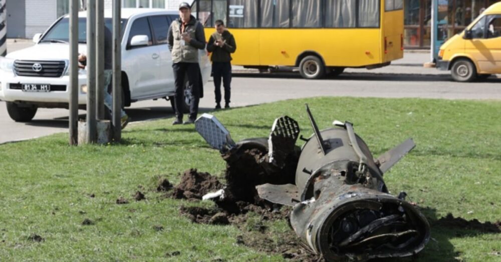 សង្គ្រាម​នៅ អ៊ុយ​ក្រែ​ន ថ្ងៃទី ៤៤៖ ចំណត​រថភ្លើង​ត្រូវ​គ្រាប់​រ៉ុក្កែត ធ្វើឱ្យ​មនុស្ស​រាប់សិប​នាក់​ត្រូវស្លាប់